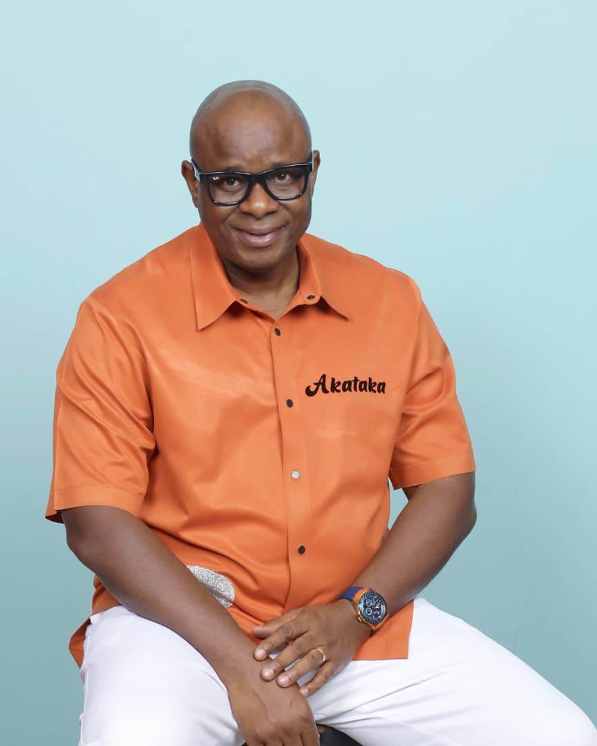 Nze Charles Agoh (Akataka 1) gifts Imo Women 5 million Naira